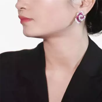 Женское кольцо из серебра 925 пробы, с фианитом