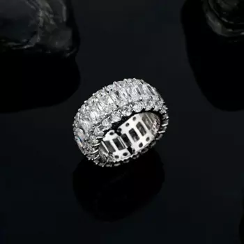 Женское кольцо из серебра 925 пробы, с фианитом