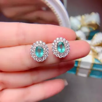 Женское кольцо из серебра 925 пробы с натуральным изумрудом 5x7 мм