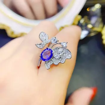 Женское кольцо из серебра 925 пробы с танзанитом