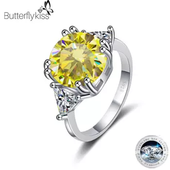 Женское кольцо из серебра 925 пробы с муассанитом 5 карат