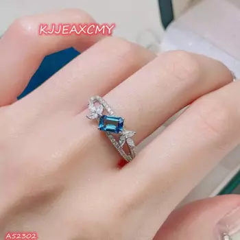 Женское кольцо из серебра 925 пробы с натуральным топазом