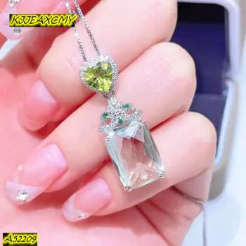 Женское кольцо из серебра 925 пробы с натуральным камнем