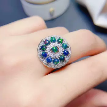 Женское кольцо из серебра пробы с натуральным опалом 3 мм