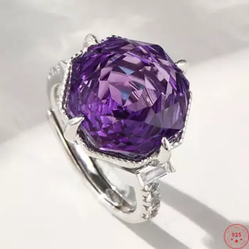 Женское кольцо из серебра S925 пробы с натуральным аметистом