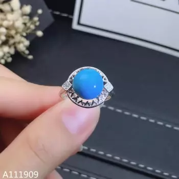 Женское кольцо с драгоценным камнем, в виде серебра