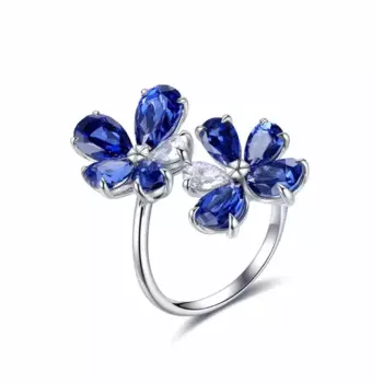 Женское кольцо с искусственным сапфиром, серебро 925 пробы