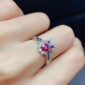 Женское кольцо с натуральным Рубином, из серебра 925 пробы