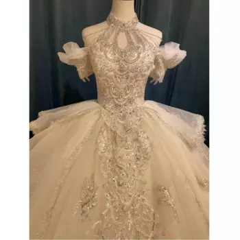 Женское кружевное бальное платье с лямкой на шее