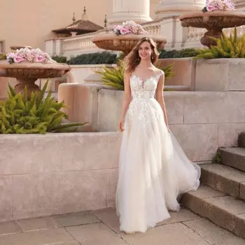 Женское кружевное платье из фатина