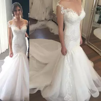 Женское кружевное платье с юбкой-годе