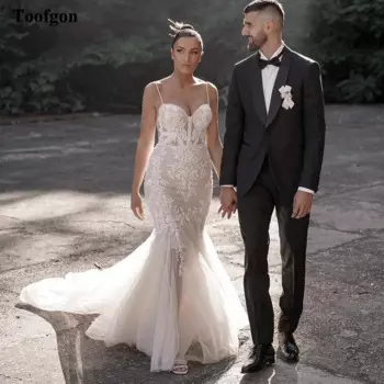 Женское кружевное платье с юбкой годе, на бретельках