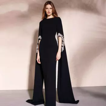 Женское кружевное платье в пол