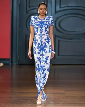 Женское летнее Бандажное платье с коротким рукавом и круглым вырезом