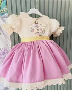 Женское летнее платье с вышивкой «розовая утка»