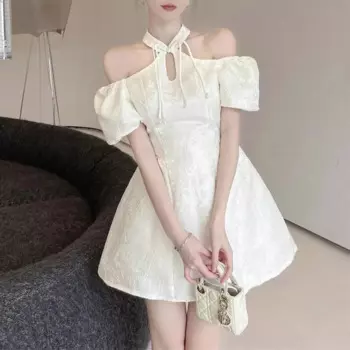 Женское летнее платье в стиле ретро