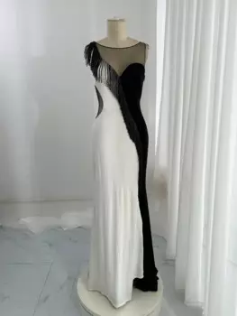 Женское облегающее вечернее платье с юбкой-годе