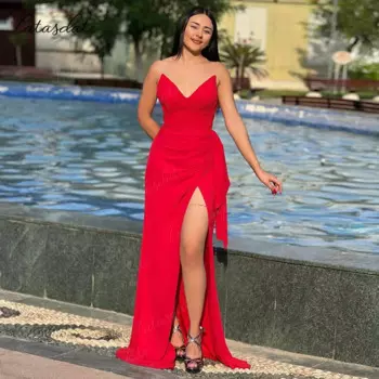 Женское платье без бретелек, с высоким разрезом