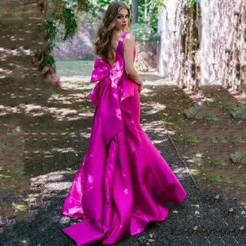 Женское платье-футляр без рукавов, с бантом