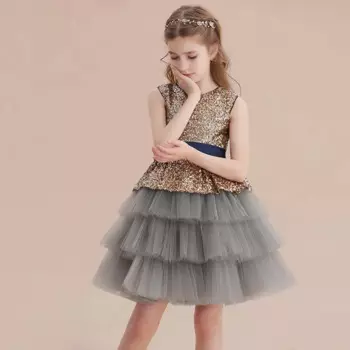 Женское платье из тюля с блестками, с оборками