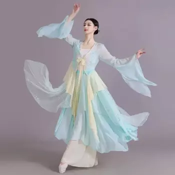 Женское платье-рубашка с блестками и бабочкой