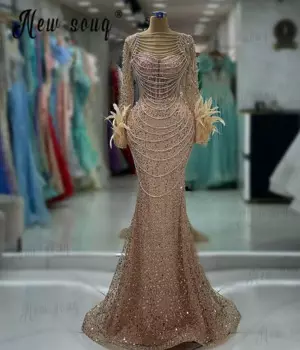 Женское платье-Русалка с блестками и перьями