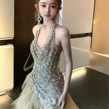 Женское платье-Русалка с вырезом-лодочкой