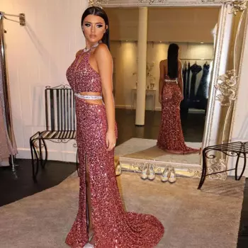 Женское платье с открытой спиной и юбкой-годе