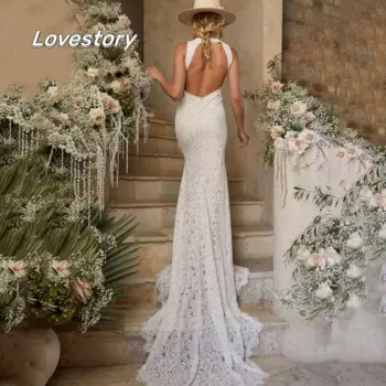 Женское платье с разрезом и шлейфом в стиле бохо