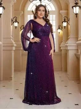 Женское платье в пол с V-образным вырезом