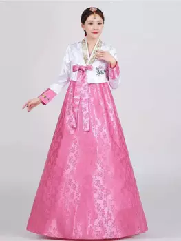 Женское платье в стиле ретро