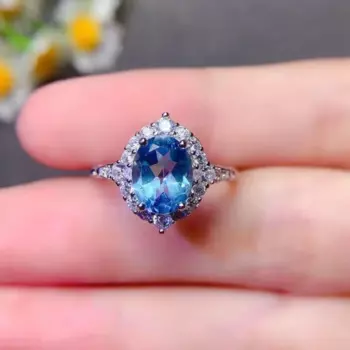 Женское серебряное кольцо с натуральным топазом, 8 х10 мм