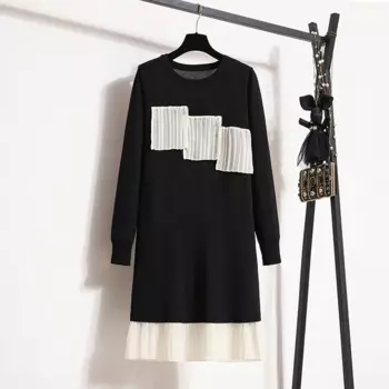 Женское трикотажное платье-пуловер с круглым вырезом