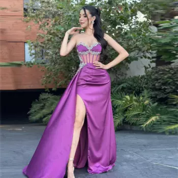 Женское вечернее платье-Русалка с открытыми плечами и разрезом сбоку