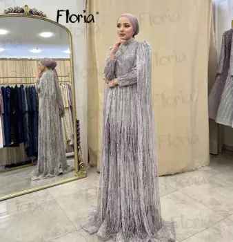 Женское вечернее платье с длинным рукавом и бусинами