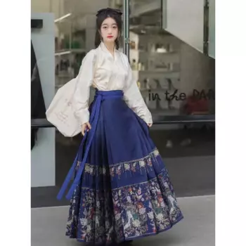 Женское жаккардовое платье с рукавом «летучая мышь»