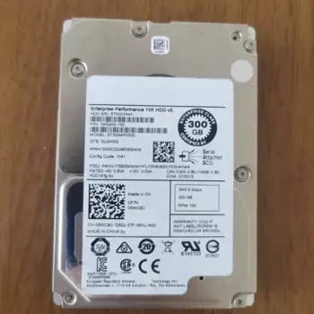 Жесткий диск HDD 300G 6Gb 15K SAS 2,5 ST300MP0005 06WC 9D