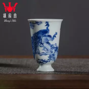 Zhongjia индивидуальная специальная чайная чашка Цзиндэчжэнь деревянная печь синие и белые цветы счастливый Павлин ноги Ароматизированная чашка