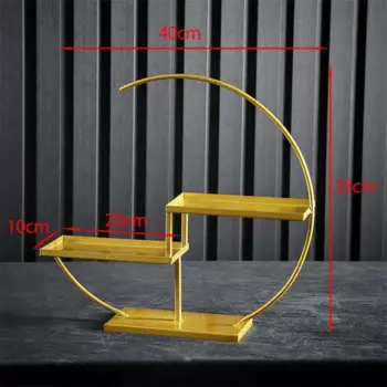 Золотая подставка для торта