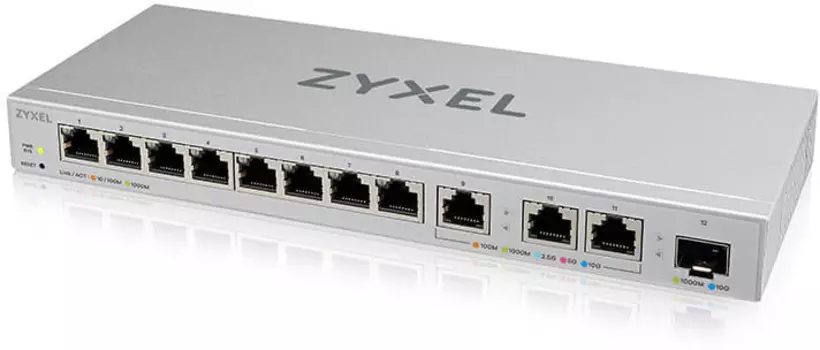 Zyxel XGS1250-12 Smart L2 switch , 8xGE, 3x1 / 2.5 / 5 / 10G, 1xSFP +, desktop