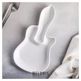 Блюдо 30х16х3 см "Гитара"