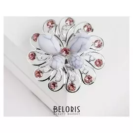 Брошь "Бабочка" на цветке, цвет бело-розовый в серебре
