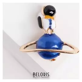 Брошь "Космонавт" на планете, цветная в золоте