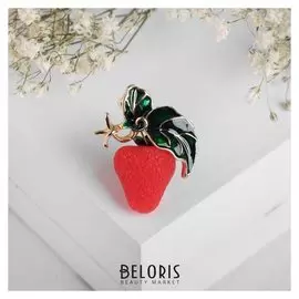 Брошь "Ягода" клубничка, цвет красно-зелёный в золоте