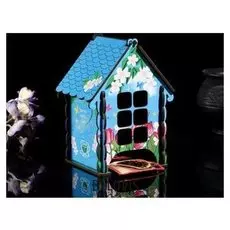 Чайный домик "Изба душевная", тюльпаны и ромашки