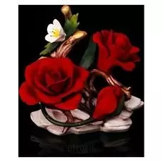 Декоративная композиция "Соцветие роз"