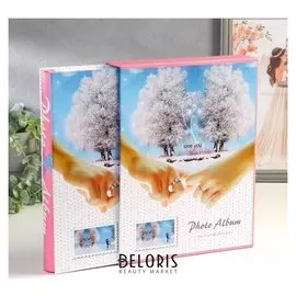 Фотоальбом на 200 фото 13х18 см "Близкие люди" в коробке 29,5х23х5,3 см