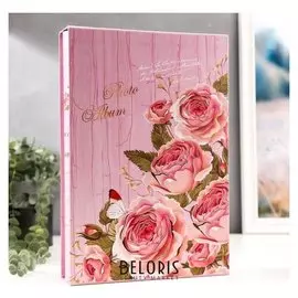 Фотоальбом на 300 фото 10х15 см "Букет нежных пионов" в коробке 34х23х5,5 см