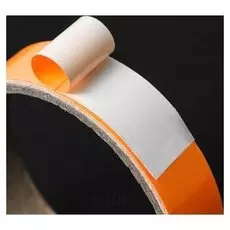 Фотолюминесцентная самоклеящаяся лента Torso, 2х100 см, оранжевое свечение