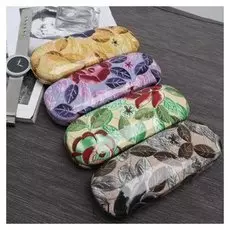 Футляр для очков